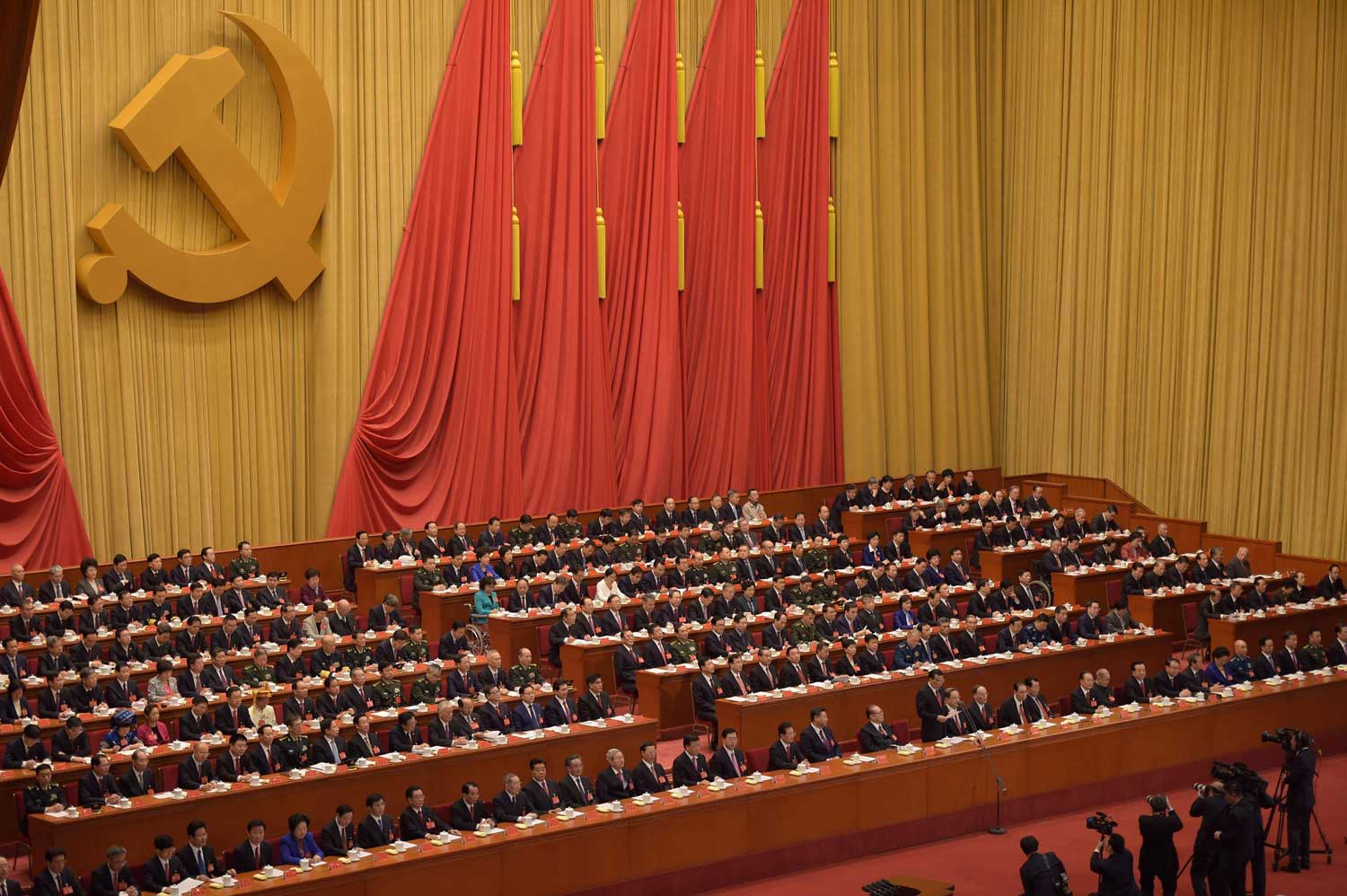Kiinan kommunistisen puolueen 19. puoluekokous keräsi 2 280 puolueen riveistä valittua edustajaa maan tärkeimpään poliittiseen tapahtumaan. Kuva: Lehtikuva / AFP