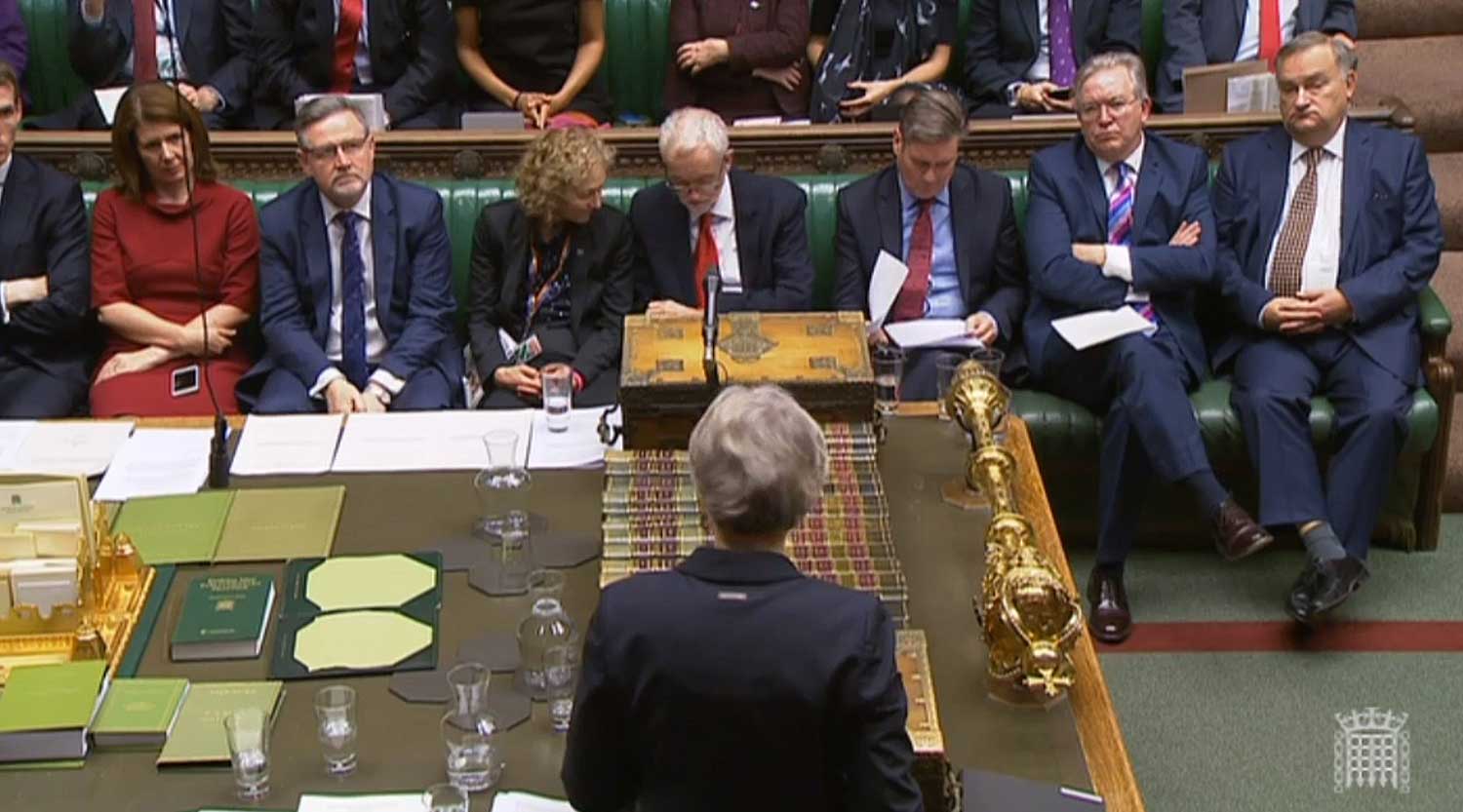 Pääministeri Theresa May astui 22. lokakuuta parlamentin alahuoneen eteen selittämään brexit-neuvottelujen hidasta etenemistä ja totesi "95 prosenttia prosessista on valmis". Kuva: PA Photos / Lehtikuva