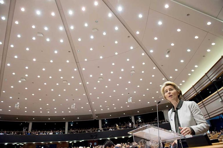Euroopan komission puheenjohtaja Ursula von der Leyen esitteli komission vihreän sopimuksen 11. joulukuuta 2019. Kuva: Euroopan unioni